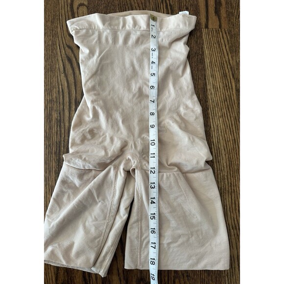 SPANXsculpt Seamless PowerHigh-Waisted Mid-Thigh Short Nude Sz Large Shapewear - Picture 11 of 12